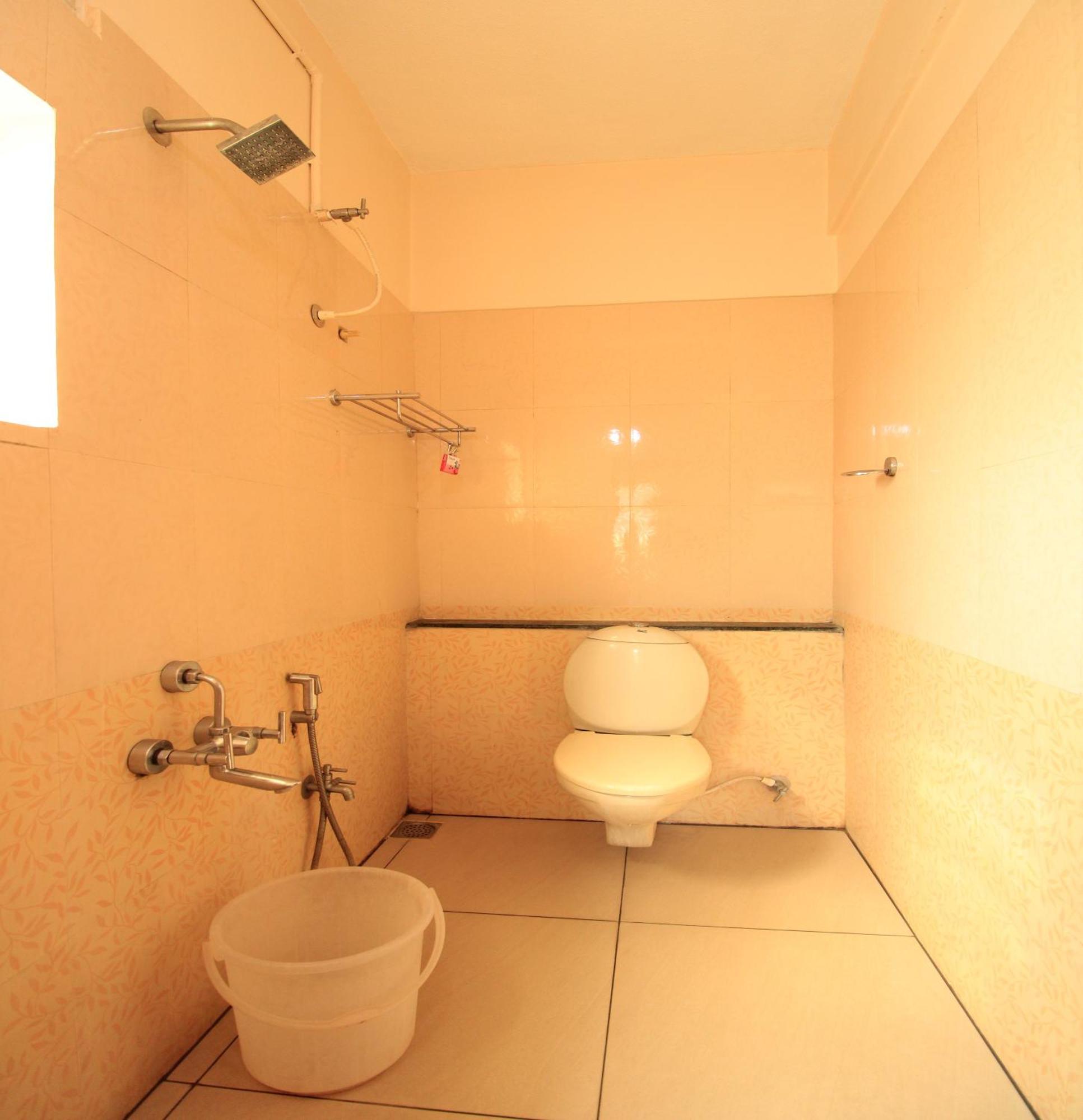 Hotel Rathnavel Towers Chennai Zewnętrze zdjęcie