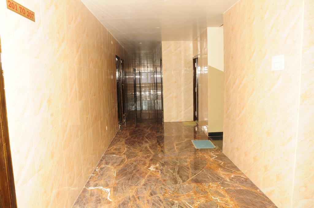 Hotel Rathnavel Towers Chennai Zewnętrze zdjęcie